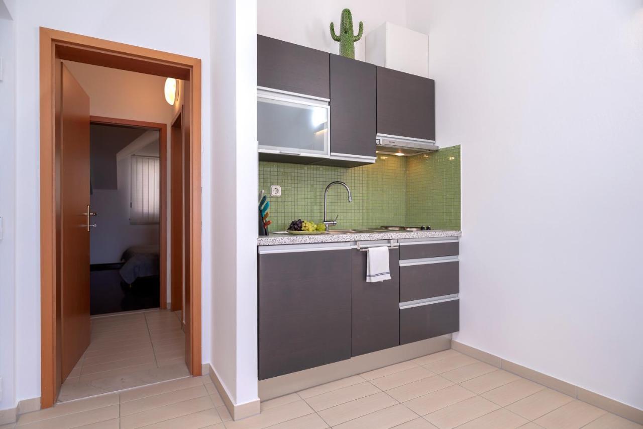 Hektorovic Poolside Apartments โบล ภายนอก รูปภาพ