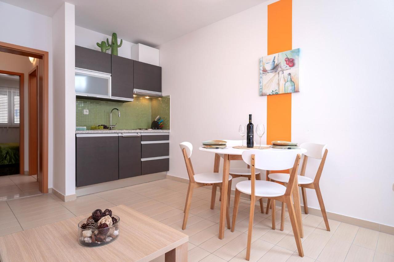 Hektorovic Poolside Apartments โบล ภายนอก รูปภาพ